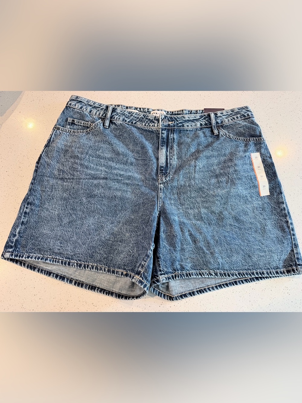 Ava & Viv Women’s Midi Denim Jean Shorts, Sz 20